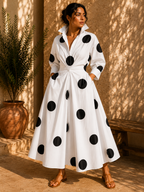 Robe fluide blanche à grands pois noirs Noruela